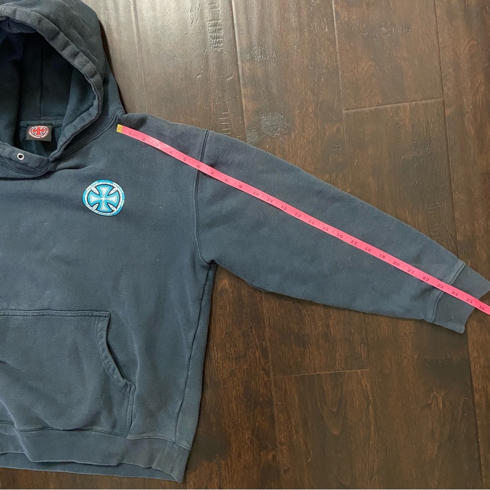 Men’s Independent Hoodie

Tagged Size: M - Picture 6 of 6